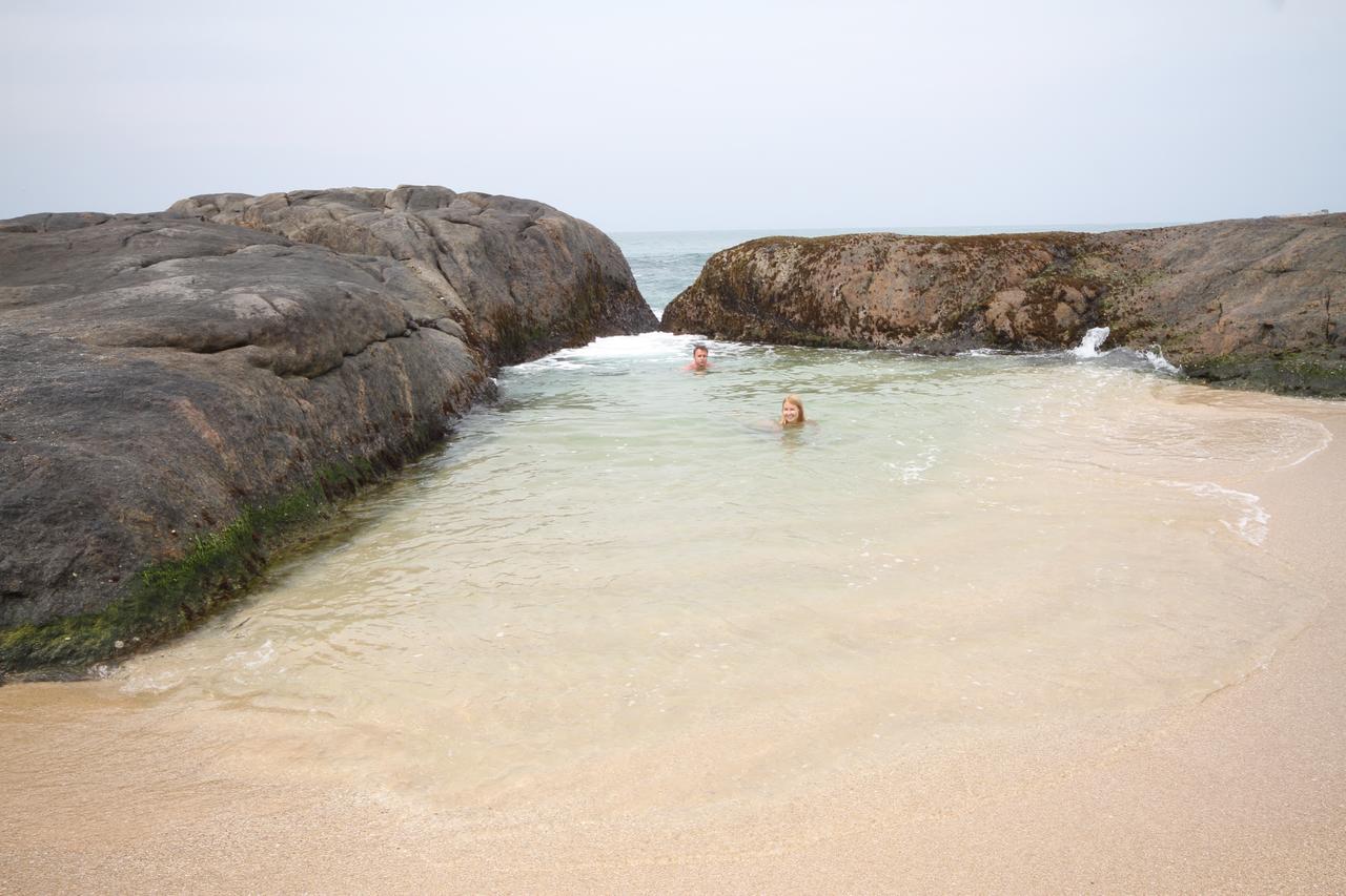 Italia Beach Hotel Ambalangoda  Esterno foto